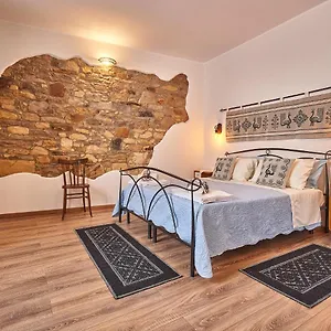 Bed & Breakfast Al Vicolo Vi, Sardara